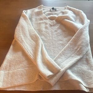 Banana Republic Soft Cream V-Neck Sweater